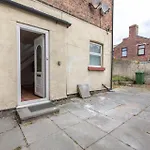 Cheerful Maisonette In The Heart Of Orrell Park